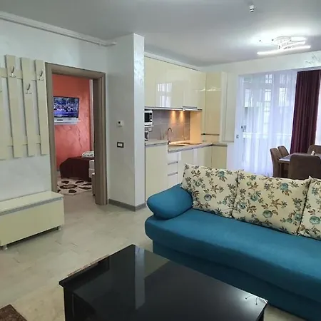 Premium De 4 Stele Cu Piscina Sauna Gym Plaja Apartment Navodari