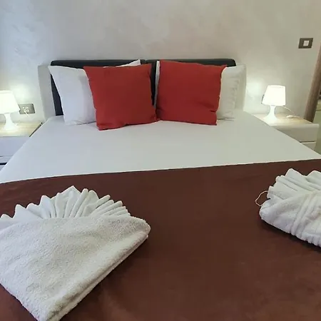 Premium De 4 Stele Cu Piscina Sauna Gym Plaja 3*