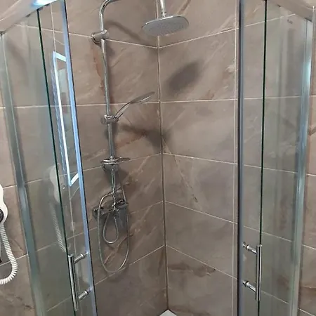 Premium De 4 Stele Cu Piscina Sauna Gym Plaja Apartman 3*