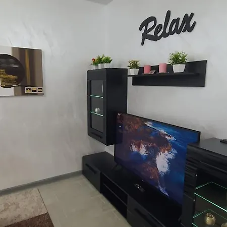 Premium De 4 Stele Cu Piscina Sauna Gym Plaja Apartment Navodari