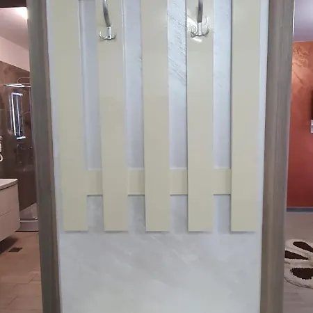 Premium De 4 Stele Cu Piscina Sauna Gym Plaja *